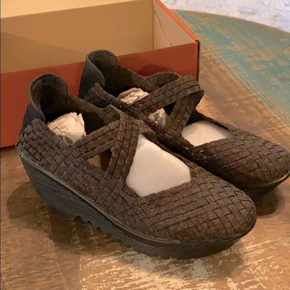 Bernie Mev Drake woven slip on wedge